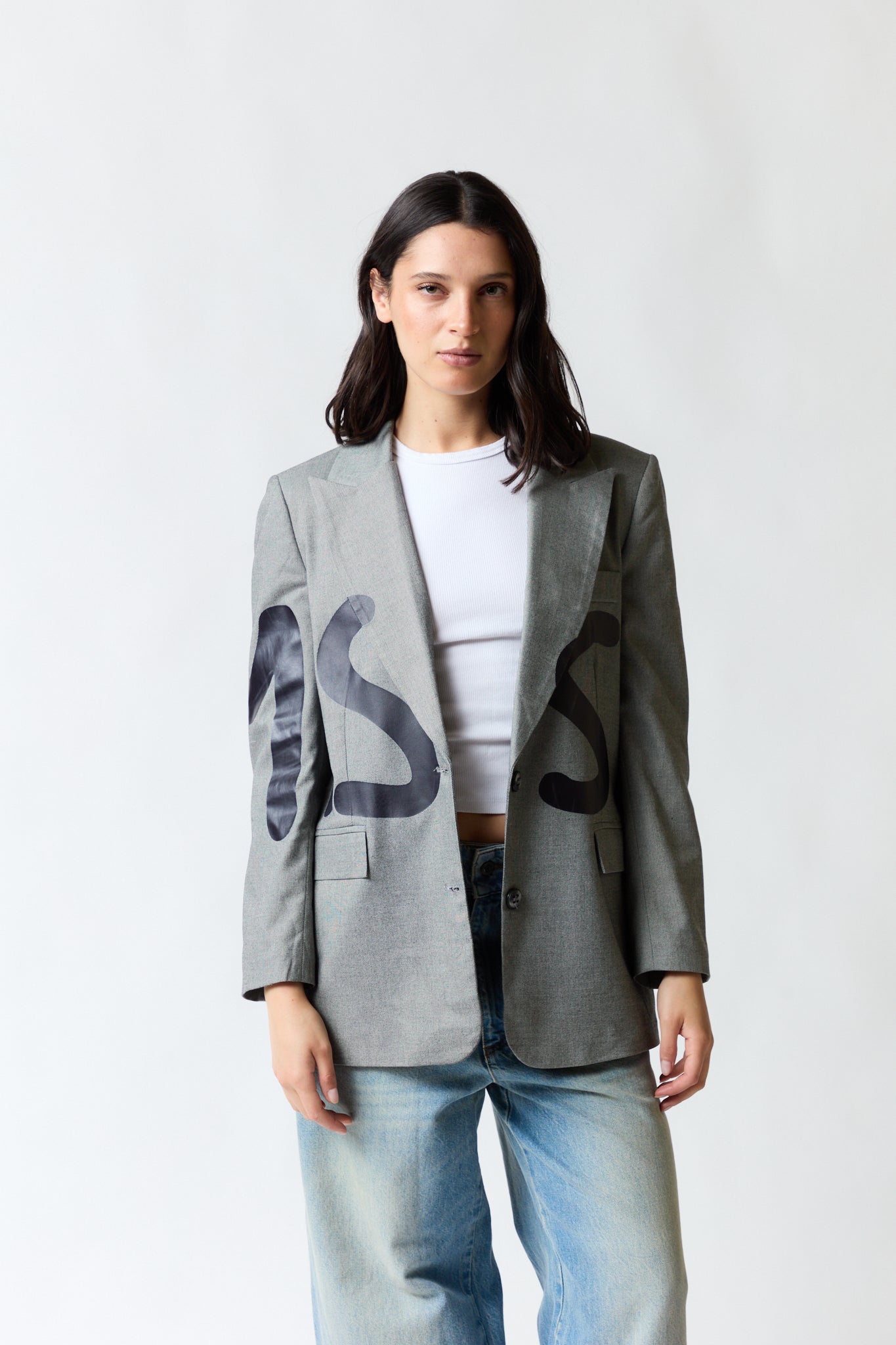 Blazer gris | Cecilia Bolocco
