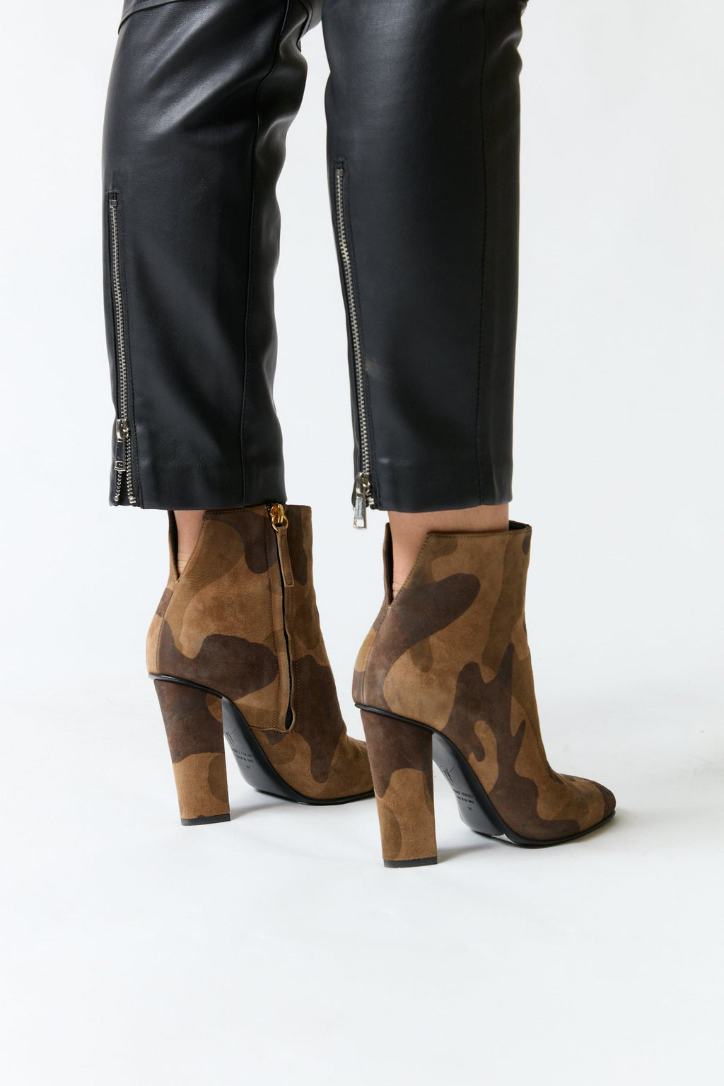 Botines militares | Giuseppe Zanoth Design