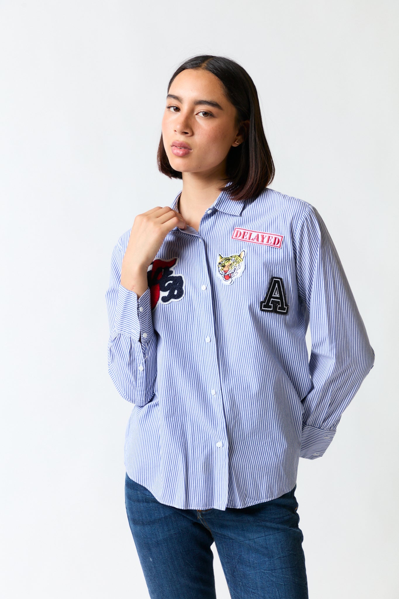 Camisa rayas azul con parches | Zara