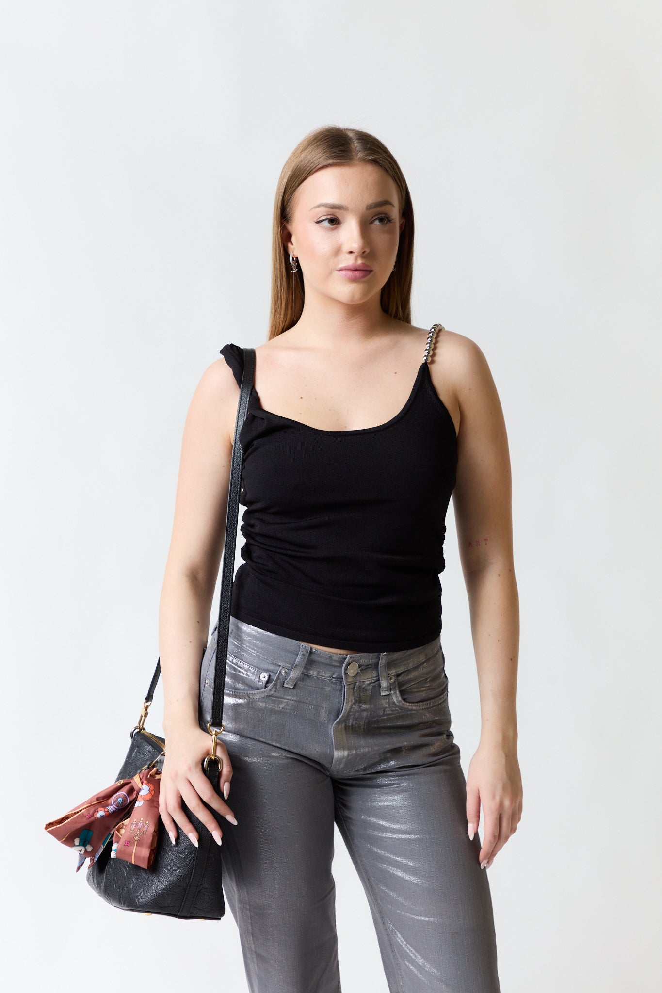 Cartera ovalada negra | Louis Vuitton