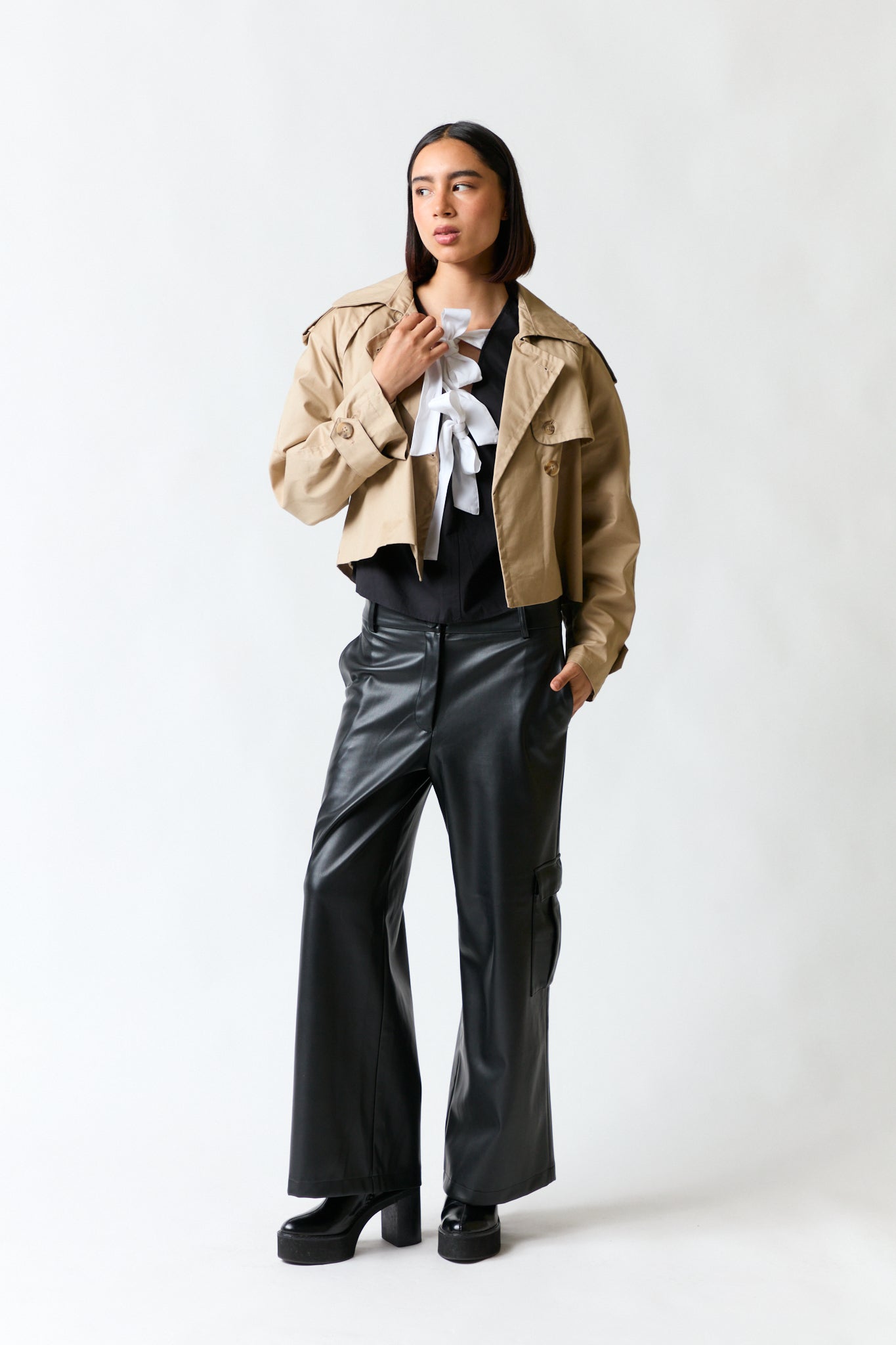 Chaqueta beige | Stradivarius