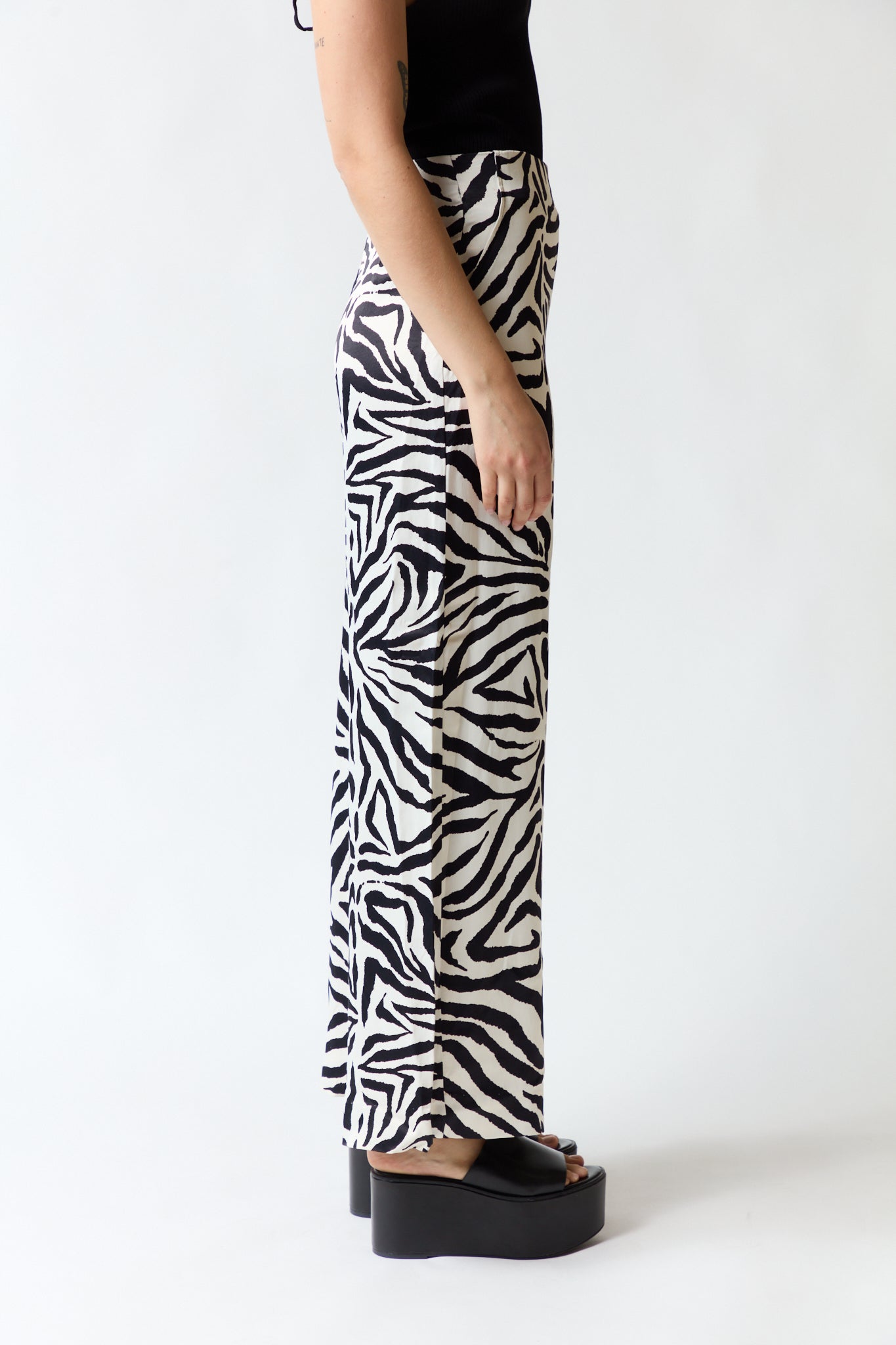 Pantalón cebra | Zara