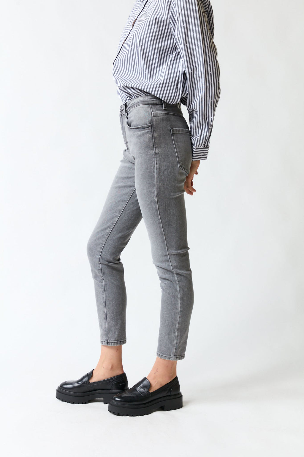 Pantalón denim gris slim | Guess