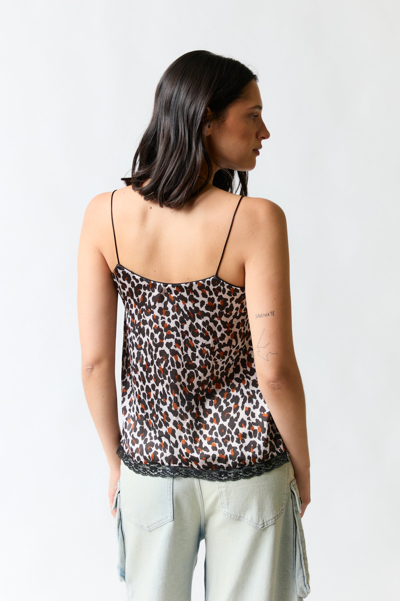 Polera leopardo | Mango