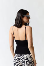 Polera sin mangas negra | Mango