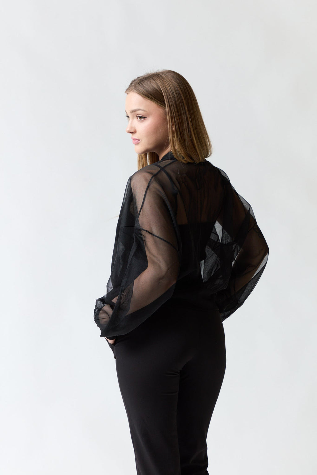 Polera transparente negra | Zara