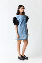 Vestido denim azul con mangas negras | Bimba y Lola